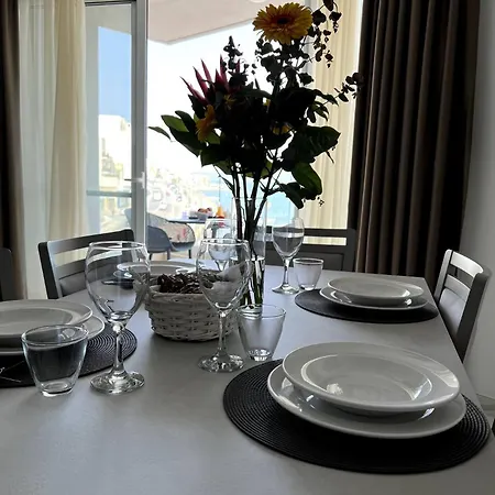 Lejlighed Xemxija 2bed Seafront - Fl 1 By Homely